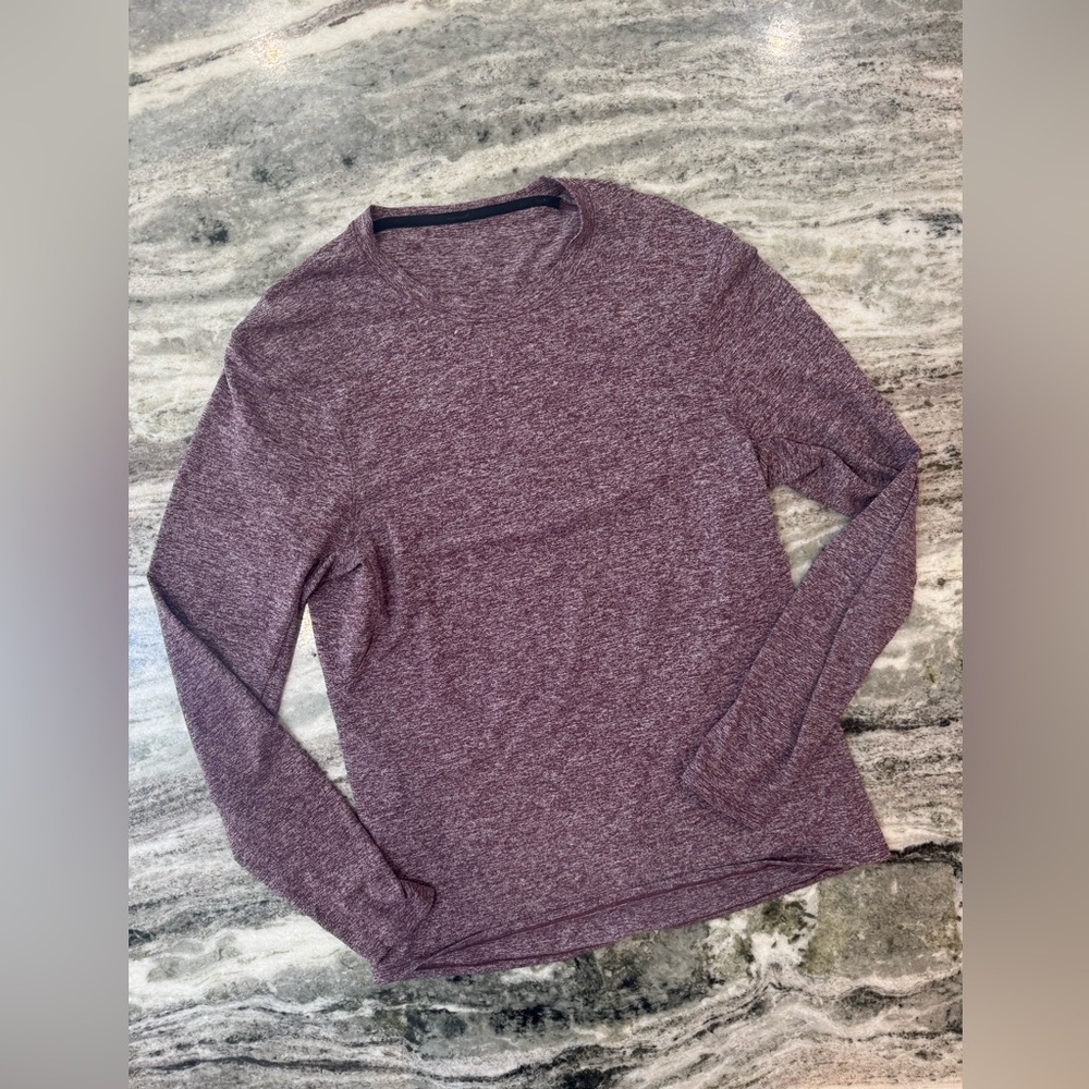 Men’s Lululemon long sleeve shirt